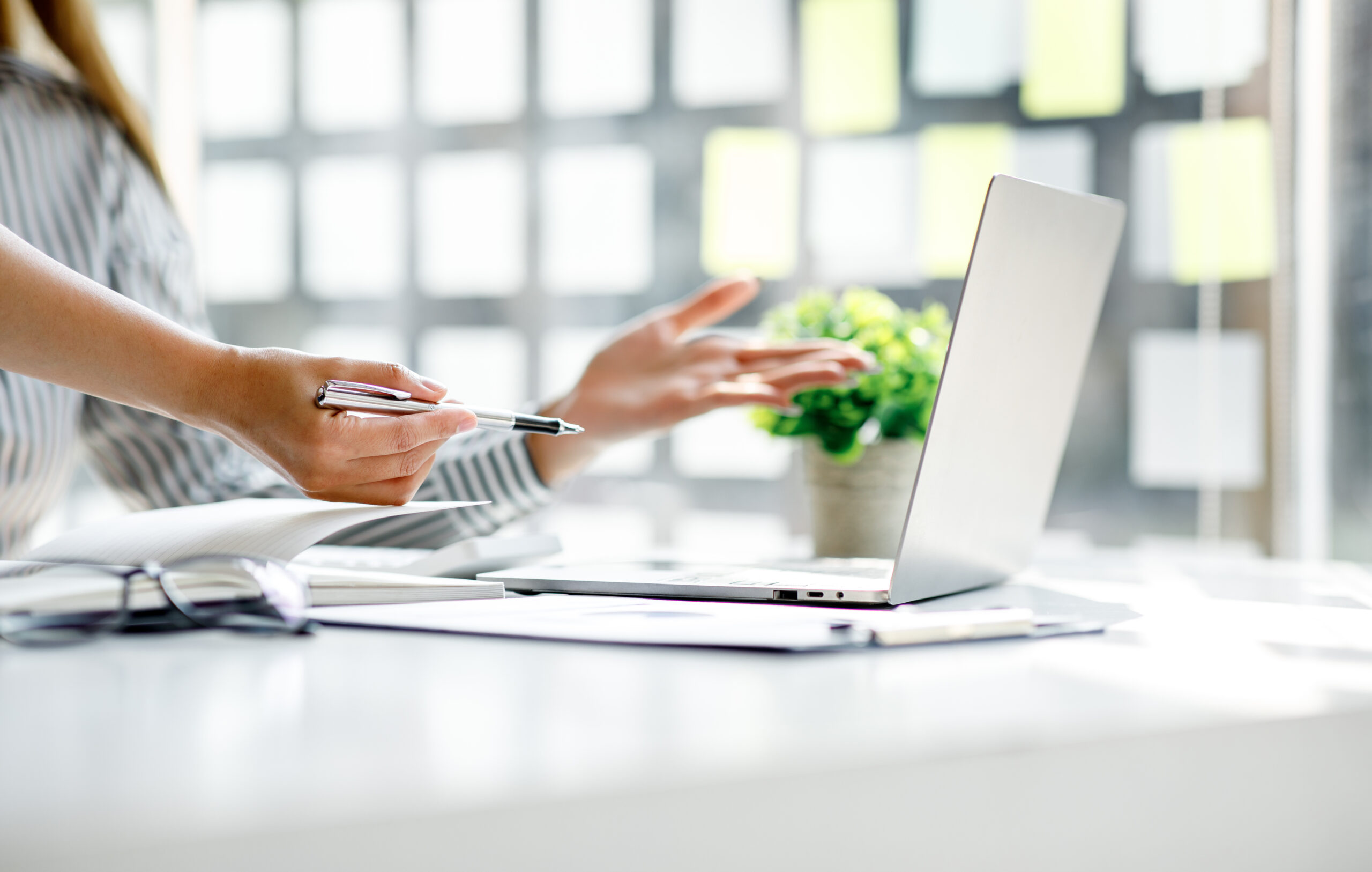 Rätt dimensionerad arbetsplatsstrategi – så hittar du balansen för kontoret